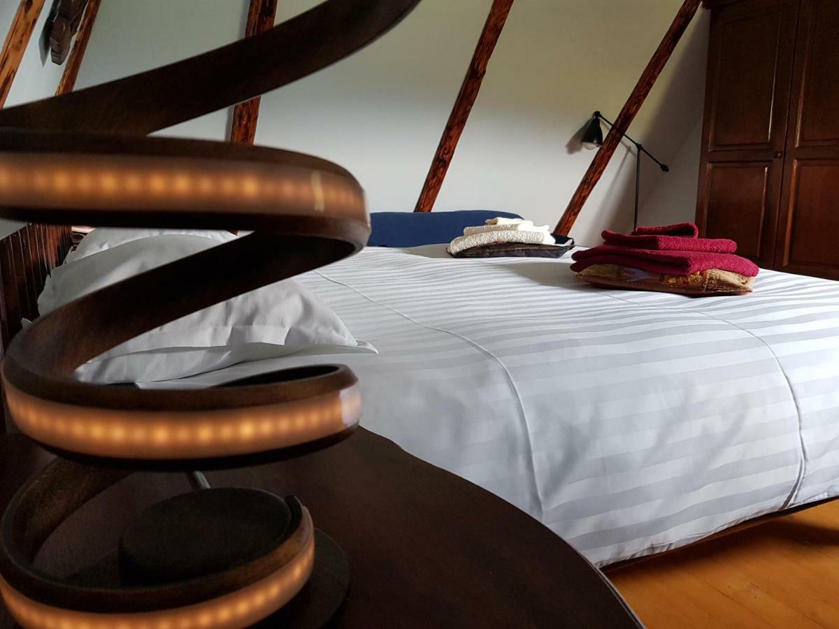 Ninga Rai Villa Poienile Izei Bagian luar foto